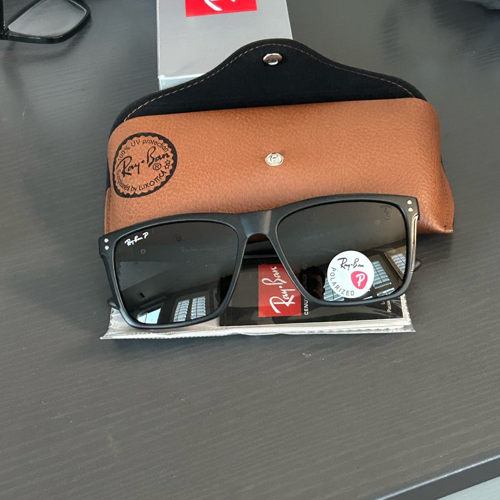 Ray-Ban Black Frame Sunglasses with Brown Leather Case
